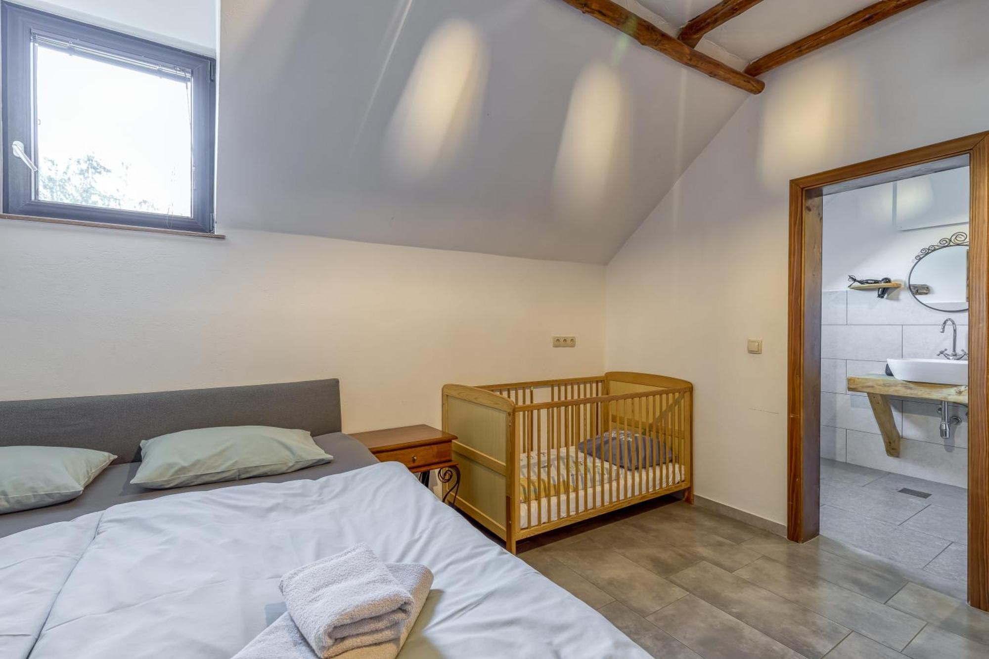 Bajsova Domacija Apartment Podčetrtek Екстериор снимка