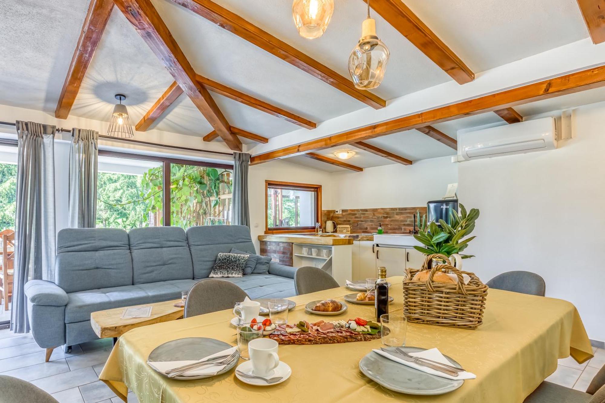 Bajsova Domacija Apartment Podčetrtek Стая снимка